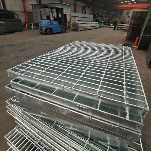 G325/30/100WFG壓焊鋼格板鋼格柵板：提升鋼結(jié)構平臺的安全性