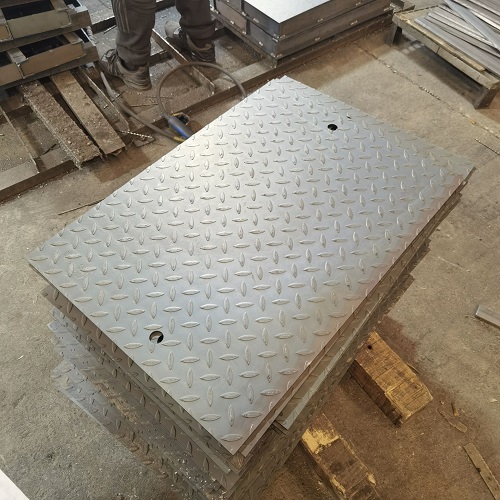 管廊用復合鋼格柵鋼格板承重性能如何