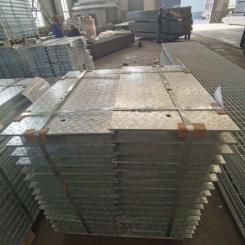 海上平臺防滑鋼格板：抗鹽霧腐蝕技術(shù)詳解！