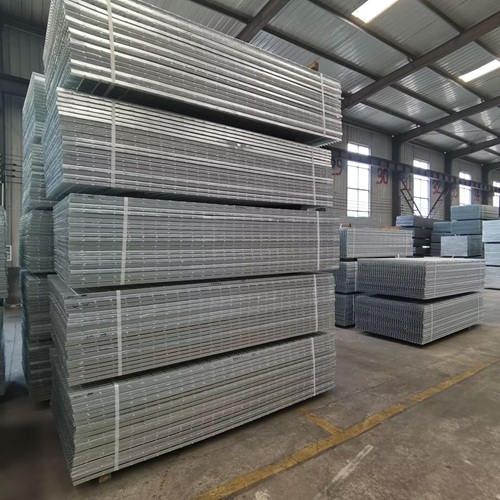 你以為它只是工廠標(biāo)配？鋼格柵的創(chuàng)意變身太驚艷了