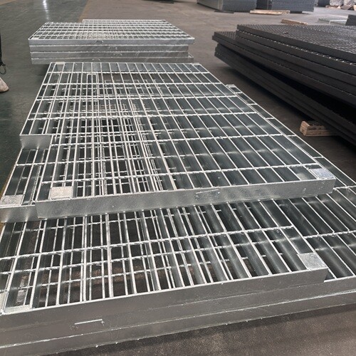 鋼格柵板承載能力測(cè)試報(bào)告出爐，數(shù)據(jù)說(shuō)話！